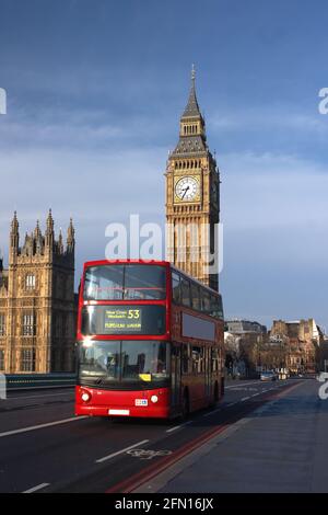 Houses of Parliament mit Big Ben Tower in London Stockfoto