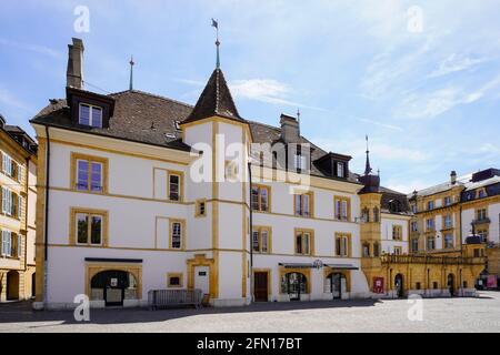 Place des Halles in Neuchâtel, Schweiz. Stockfoto