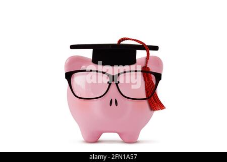 Sparschwein mit Brille und Abschlusshut auf weißem Hintergrund - Konzept des Budgets für Hochschule und Bildung Stockfoto