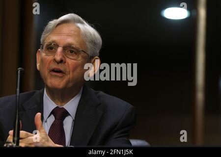 (210513) -- WASHINGTON, 13. Mai 2021 (Xinhua) -- der US-Generalanwalt Merrick Garland bezeugt vor einer Anhörung des Senats-Zuschussausschusses zur Untersuchung des gewalttätigen Extremismus in Amerika in Washington, DC, USA, am 12. Mai 2021. (Alex Wong/Pool via Xinhua) Stockfoto