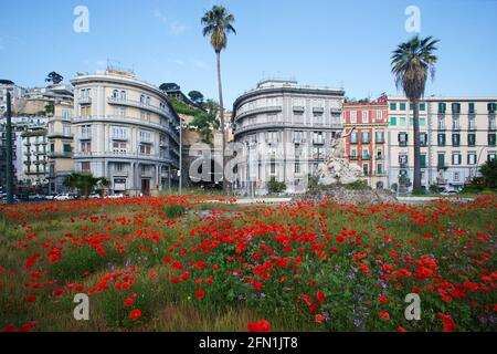 Frühling in Neapel, Italien - Piazza Sannazzaro Stockfoto