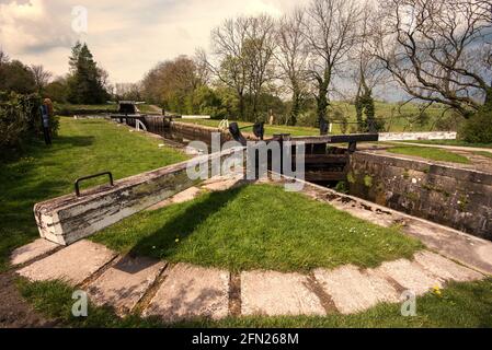 Zimmerleute schließen den Leeds Liverpool-Kanal ab Stockfoto