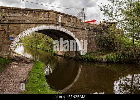 Schäden an der Kanalbrücke an der Marton Rd Gargrave Stockfoto