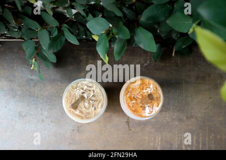 Milchtee oder thai-Tee oder Bubble Tea zum Servieren Stockfoto