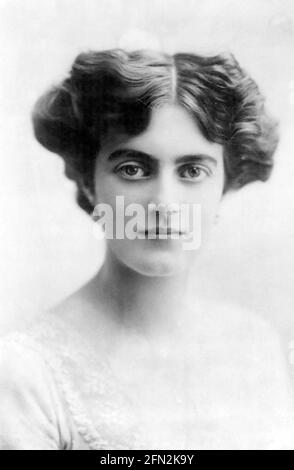 Clementine Churchill. Porträt der Frau von Sir Winston Churchill, c. 1915 Stockfoto