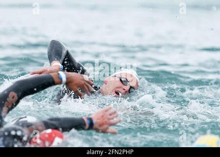 Budapest, Ungarn. Mai 2021. BUDAPEST, UNGARN - 13. MAI: Fähre Weertman aus den Niederlanden, die während der LEN-Europameisterschaft im Freiwasserschwimmen am Lupa-See am 13. Mai 2021 in Budapest, Ungarn, an den 10 km der Männer teilnimmt (Foto: Andre Weening/Orange Picics) Credit: Orange Pics BV/Alamy Live News Stockfoto