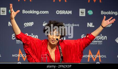 Rotterdam, Niederlande. Mai 2021. Barbara Pravi, Vertreterin Frankreichs bei einer Pressekonferenz beim Eurovision Song Contest 2021. Kredit: nearchos/Alamy Live Nachrichten Stockfoto