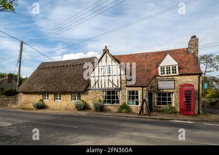 The Talkhouse Pub and Restaurant in Stanton St John in der Nähe von Oxford, Oxfordshire, England, Großbritannien Stockfoto