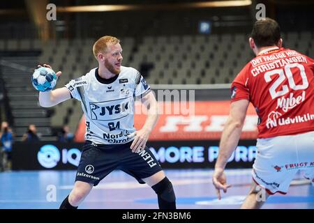 Aalborg, Dänemark. Mai 2021. Jim Gottfridsson (24) von der SG Flensburg-Handewitt im Viertelfinale der EHF Champions League zwischen Aalborg Handball und SG Flensburg-Handewitt in der Jutlander Bank Arena in Aalborg. (Foto: Gonzales Photo/Alamy Live News Stockfoto