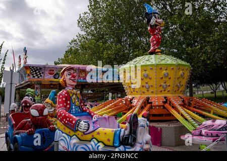 Madrid, Spanien. Mai 2021. Attraktionen für Kinder auf der Messe San Isidro in IFEMA, Madrid.am 15. Mai wird Madrid, die Hauptstadt Spaniens, das Fest des heiligen San Isidro Labrador feiern. Die Parteien wurden 2020 aufgrund der COVID-19-Pandemie suspendiert, aber in diesem Jahr wird die Messe auf der IFEMA in Madrid stattfinden, einem kontrollierten Raum, so dass die Organisatoren die entsprechenden Sicherheitsmaßnahmen ergreifen können. Kredit: Diego Radames/SOPA Images/ZUMA Wire/Alamy Live Nachrichten Stockfoto