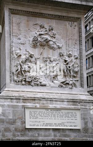 London, England - Denkmal zur Erinnerung an die Verwüstung des großen Feuers von 1666 Stockfoto