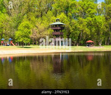 Herrlicher Erholungsort in Südungarn Alfold Region. Das Backwater des Flusses Theiß ist ein Naturschutzgebiet mit erstaunlich ruhigen natürlichen Orten. Stockfoto