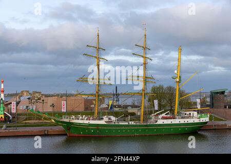 Bremerhaven ist eine Küstenstadt in Norddeutschland mit einer starken Beziehung zum maritimen Lebensstil. Stockfoto