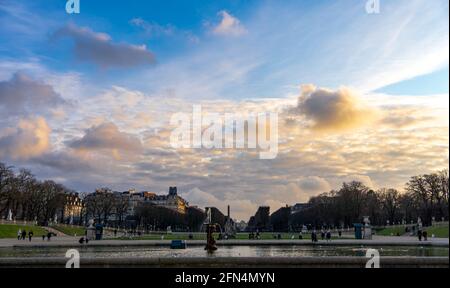 Jardin du Luxembourg - Jardin du Luxembourg - in Paris an einem schönen Wintertag, 6. Arrondissement Stockfoto