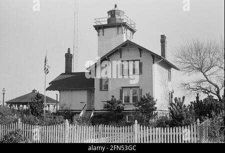 Hereford Inlet Lighthouse, Wildwood, NJ, November 1992. Teil einer Serie von 35 Leuchttürmen an der amerikanischen Ostküste, die zwischen November 1992 und September 1993 fotografiert wurden. Stockfoto