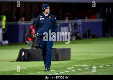 Bologna, Italien. Mai 2021. Rolando Maran (Cheftrainer Genua CFC) während Bologna FC vs Genua CFC, Italienische Fußballserie A Spiel in Bologna, Italien, Mai 12 2021 Quelle: Independent Photo Agency/Alamy Live News Stockfoto