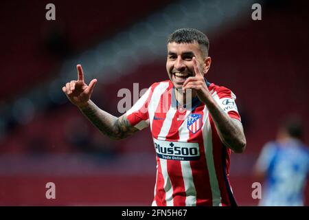 Madrid, Spanien. Mai 2021. Madrid, Spanien; 12.05.2021.- Atletico de Madrid gegen Real Sociedad Fußballspiel zur La Liga Spanien Spiel 36 im Wanda Metropolitano Stadion in Madrid statt. Atletico de Madrid Spieler Angel Correa erzielt den zweiten Treffer. Quelle: Juan Carlos Rojas/Picture Alliance/dpa/Alamy Live News Stockfoto