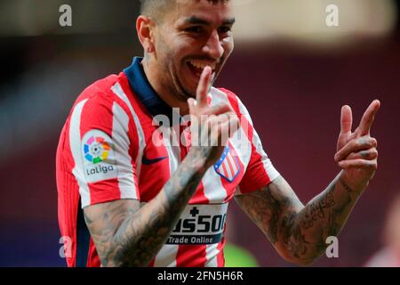 Madrid, Spanien. Mai 2021. Madrid, Spanien; 12.05.2021.- Atletico de Madrid gegen Real Sociedad Fußballspiel zur La Liga Spanien Spiel 36 im Wanda Metropolitano Stadion in Madrid statt. Atletico de Madrid Spieler Angel Correa erzielt den zweiten Treffer. Quelle: Juan Carlos Rojas/Picture Alliance/dpa/Alamy Live News Stockfoto