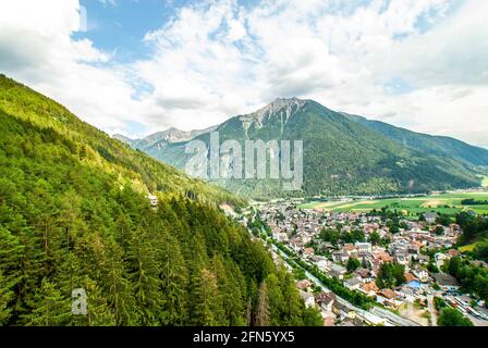 Panoramablick vom Schloss Taufers, Sand in Taufers, Taufer Ahrntal, Ahrntal, Südtirol, Südtirol, Italien, Europa Stockfoto