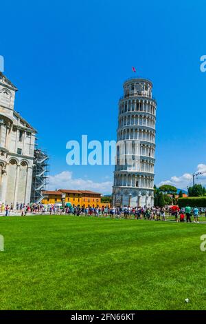 Verschiedene Ausblicke auf den schiefen Turm Stockfoto