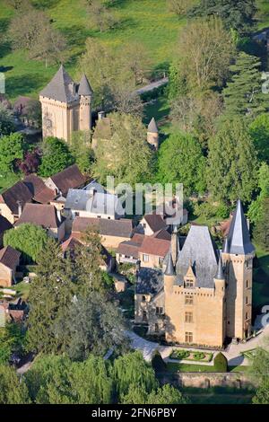 Frankreich, Dordogne, Perigord Noir, Vezere Valley, Saint Leon sur Vezere, beschriftet die schönsten Dörfer Frankreichs, Dorf in einer Schleife Vezere gebaut Stockfoto