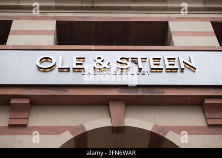 Ole & Steen Lagkehuset Bakery Cafe Logo Shop-Schild Stockfoto