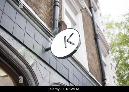 Knoops Logo Shop Schild Vorne Stockfoto