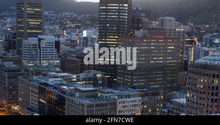 Zusammensetzung der binären Codierung über Stadtbild Stockfoto