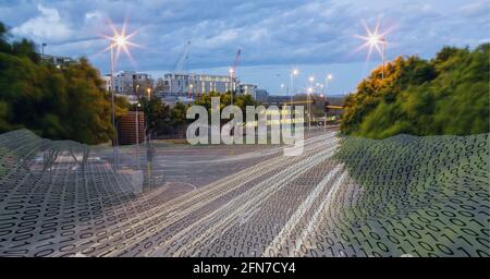 Zusammensetzung der binären Codierung über Stadtbild Stockfoto