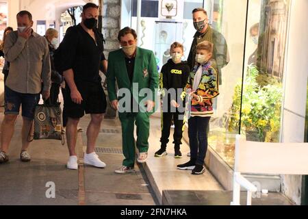 Sir Elton John Urlaub auf Capri (Italien) mit Ehemann David Und ihre Kinder Zachary und Elia Stockfoto