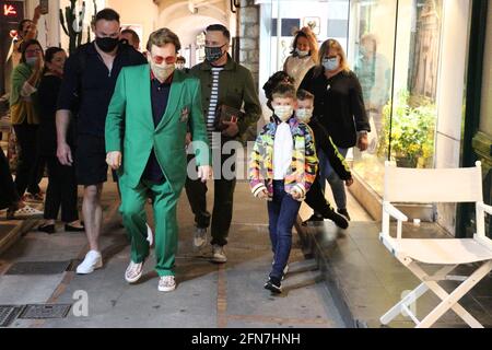 Sir Elton John Urlaub auf Capri (Italien) mit Ehemann David Und ihre Kinder Zachary und Elia Stockfoto