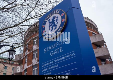 London: 2021. März: Stamford Bridge, das Heimstadion des Chelsea Football Clubs an der Fulham Road im Südwesten Londons Stockfoto