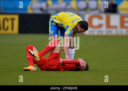 WAALWIJK, NIEDERLANDE - MAI 13: Paul Quasten von RKC Waalwijk, Gijs Smal vom FC Twente während des niederländischen Eredivisie-Spiels zwischen RKC Waalwijk und FC TWE Stockfoto