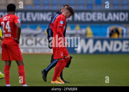 WAALWIJK, NIEDERLANDE - MAI 13: Gijs Smal vom FC Twente während des niederländischen Eredivisie-Spiels zwischen RKC Waalwijk und FC Twente im Mandemakers Stadion on Stockfoto