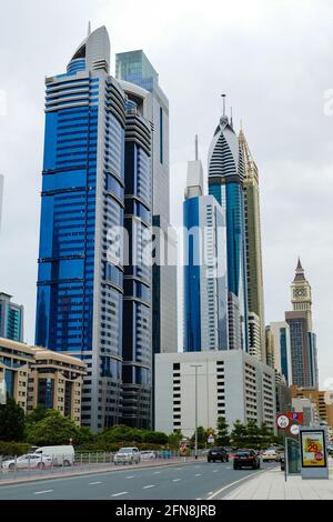 Dubai, Vereinigte Arabische Emirate, 14. April 2019. Dubai Moderne Wolkenkratzer Stockfoto