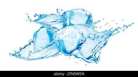 Wasserspritzer mit Eiswürfeln isoliert auf weißem Hintergrund Stockfoto