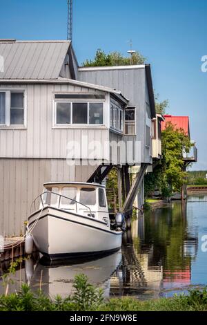 Häuser am Wasser am Eriesee, Ontario, Kanada Stockfoto