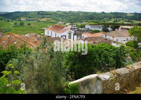 Blick von den Mauern über der Stadt, Obidos, Portugal Stockfoto