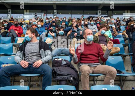 Die Abbildung zeigt eine Testveranstaltung für 300 Freiwillige mit einer Performance von Compact Disk Dummies, organisiert von der Stadt Gent, UZ Gent Stockfoto