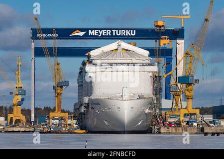 Costa Toscana wird bei der Meyer Turku Shipyard in Turku, Finnland, gebaut. Es wird im Mittelmeer für Costa Cruises operieren. Stockfoto