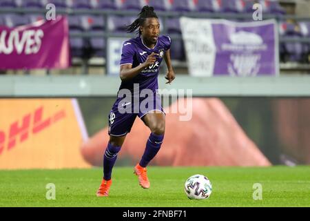 15-05-2021: Voetbal: RSC Anderlecht / KRC Genk: Brussel ANDERLECHT, BELGIEN - MAI 15: Majeed Ashimeru vom RSC Anderlecht kontrolliert den Ball während des Stockfoto