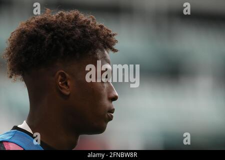 Turin, Italien, 15. Mai 2021. Felix Correia von Juventus beim Aufwärmen vor dem Spiel der Serie A im Allianz Stadium, Turin. Bildnachweis sollte lauten: Jonathan Moscrop / Sportimage Stockfoto