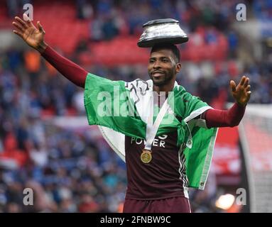 London, Großbritannien. Mai 2021. Kelechi Iheanacho von Leicester City feiert den Gewinn des FA Cup Finales gegen Chelsea. Bildnachweis: Kredit: Mark Pain/Alamy Live Nachrichten Stockfoto