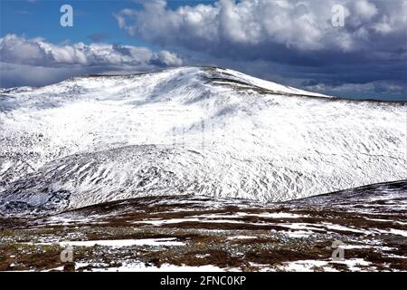Glas Tulaichaen vom Gipfel des Carn an Righ Stockfoto