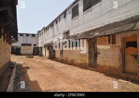 Verlassene Haft im ehemaligen Ussher Fort in Accra, Ghana. Stockfoto