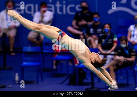 Budapest, Ungarn. Mai 2021. BUDAPEST, UNGARN - 16. MAI: Athanasios Tsirikos aus Griechenland tritt auf der Men 10m Platform Preliminary während der len European Aquatics Championships an Tauchen in der Duna Arena am 16. Mai 2021 in Budapest, Ungarn (Foto von Andre Weening/Orange Picics) Kredit: Orange Pics BV/Alamy Live News Stockfoto