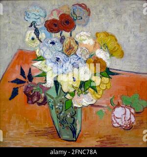 Vincent van Gogh Kunstwerk - Japanische Vase mit Rosen und Anenomen. Gemalt in Auvers-sur-Oise, Frankreich. Blumenvase mit leuchtenden Blüten. Stockfoto