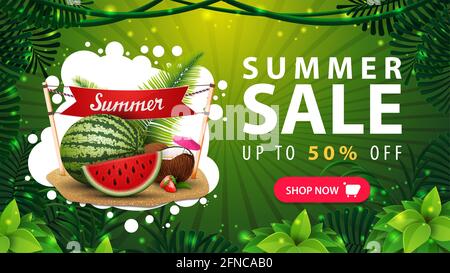 Sommerverkauf, bis zu 50 Rabatt, grünes Rabatt-Webbanner für Ihr Unternehmen mit Wassermelone, Knopf, abstrakter Blasen-Form und tropischem Dschungelrahmen Stockfoto