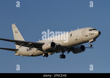 Eine Boeing P-8A Poseidon, ein Mehrzweck-Seeflugzeug, mit der US Navy Patrol Squadron Eight (VP-8) fliegt in der Nähe der Naval Air Facility in Kanagawa. (Foto von Damon Coulter / SOPA Images/Sipa USA) Stockfoto