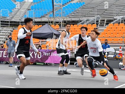 Tokio, Japan. Mai 2021. Die Spieler treten am Sonntag, den 16. Mai 2021, im Aomi Urban Sports Park in Tokio, Japan, beim 3x3 Basketball-Testevent „READY STEADY TOKYO“ der Olympischen Spiele 2020 in Tokio an. Foto von Keizo Mori/UPI Credit: UPI/Alamy Live News Stockfoto